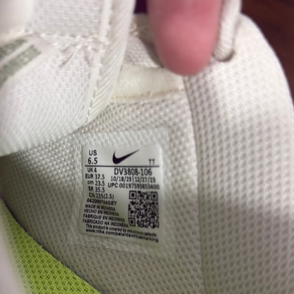 Nike Air Force 1 Cream and Olive Sneakers - Picture 9 of 9